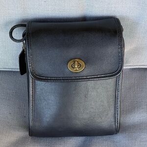 Vintage Coach Scooter crossbody - style 9893